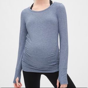Gapfit Maternity long sleeve active wear shirt